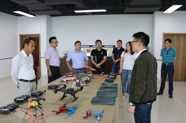 皖西学院副校长陈乃富调研六安大学科技园，共谋航空商务服务发展